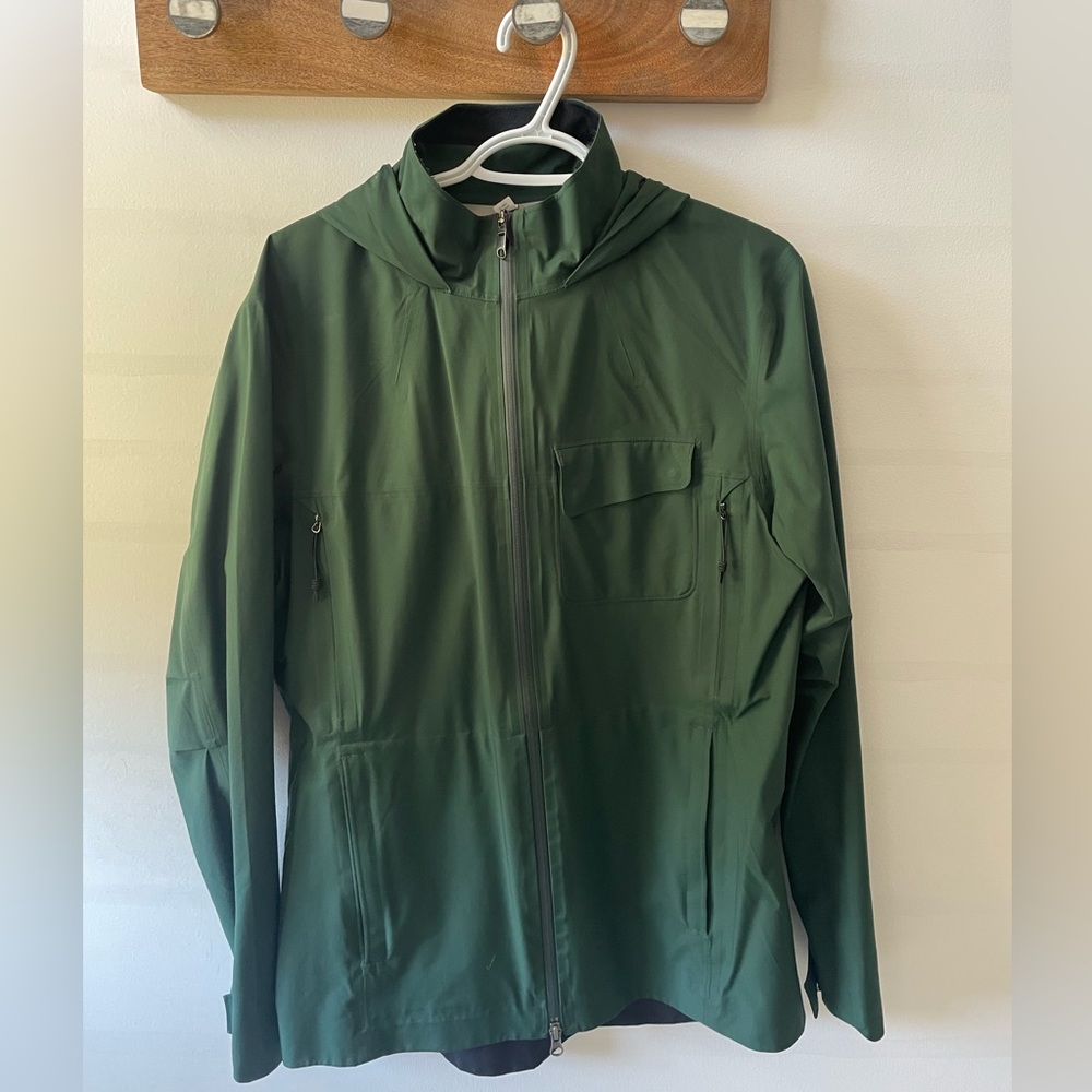 Lululemon men’s coastal jacket